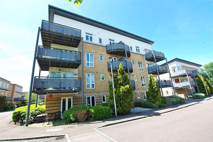 2 Bedroom Flat To Rent In Cassio Place, Watford, WD18