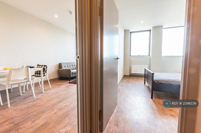 1 Bedroom Flat To Rent In Week Street, Maidstone, ME14