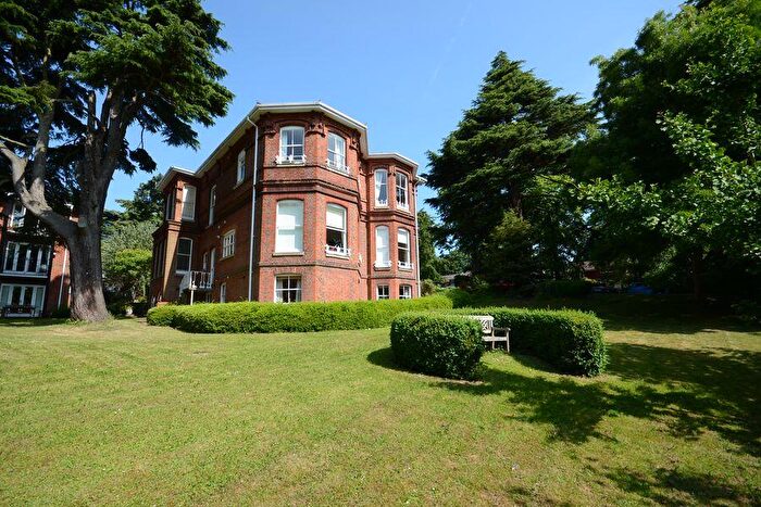 2 Bedroom Flat To Rent In Warren House, St. Peters Avenue, Reading, RG4