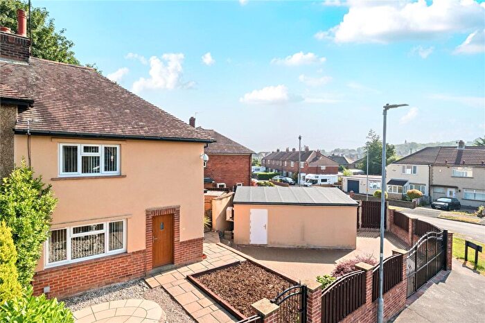 2 Bedroom Semi-Detached House For Sale In Victoria Crescent, Pudsey, West Yorkshire, LS28