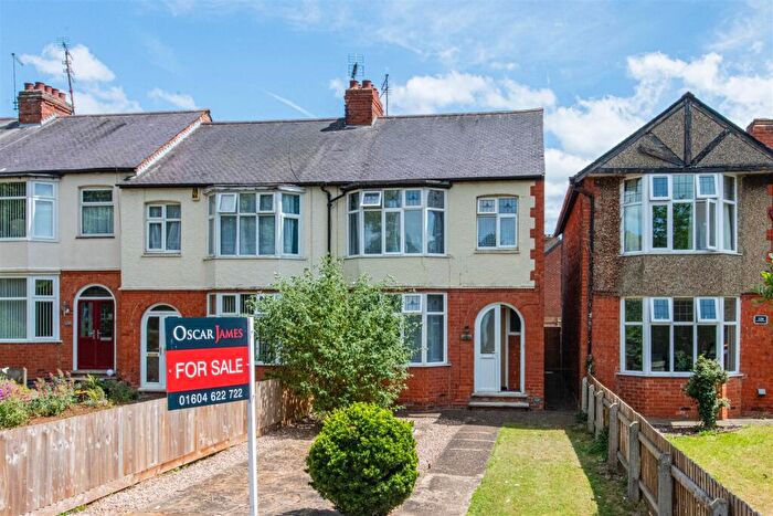 3 Bedroom End Of Terrace House For Sale In Kettering Road, Northampton, NN2