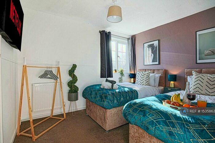 4 Bedroom Detached House To Rent In Petworth, Great Holm, Milton Keynes, MK8