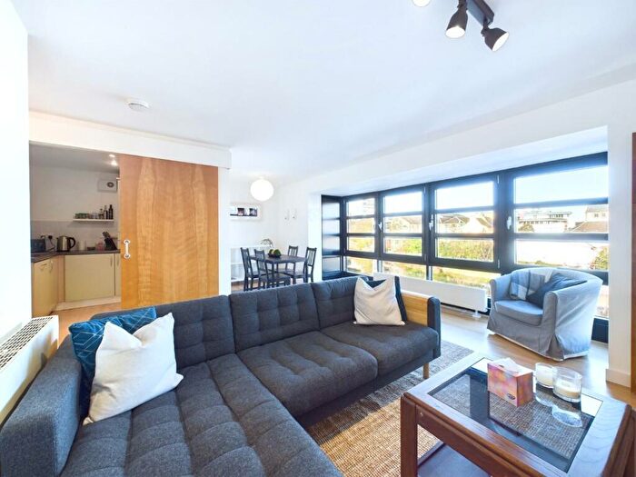 2 Bedroom Flat To Rent In The Shore, The Shore, Edinburgh, EH6