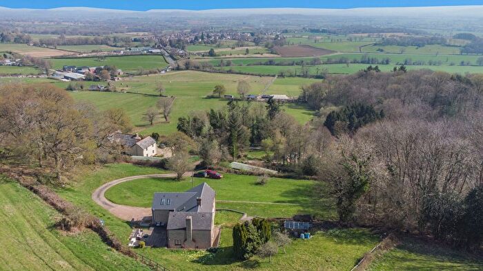 4 Bedroom Detached House For Sale In Hinders Lane, Huntley, GL19