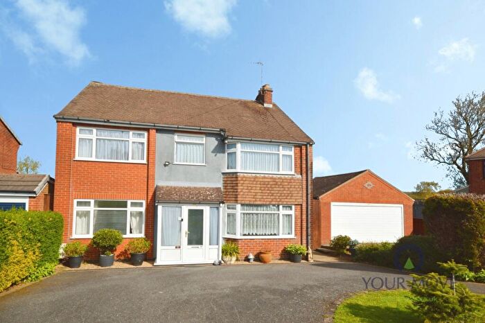 3 Bedroom Detached House For Sale In Grove Road, Whitwick, Coalville, Leicestershire, LE67
