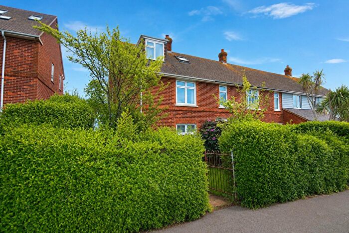 3 Bedroom Terraced House To Rent In Dawlish Cresent, Weymouth, DT4