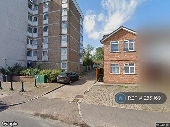 Studio To Rent In Fennycroft Road, Hemel Hempstead, HP1