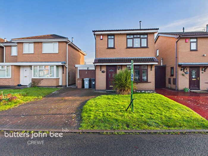 3 Bedroom Detached House For Sale In Hesketh Croft, Crewe, CW1