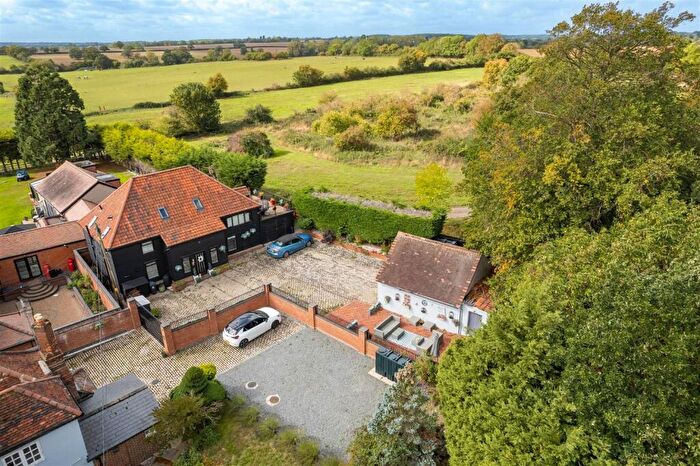 3 Bedroom Barn Conversion For Sale In The Barn, Stanford Rivers, CM5