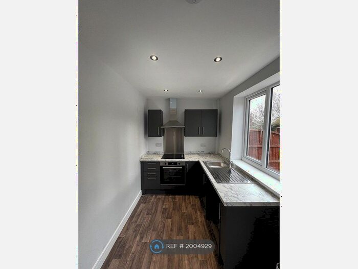 2 Bedroom Semi-Detached House To Rent In Princess Gardens, Wombwell, Barnsley, S73