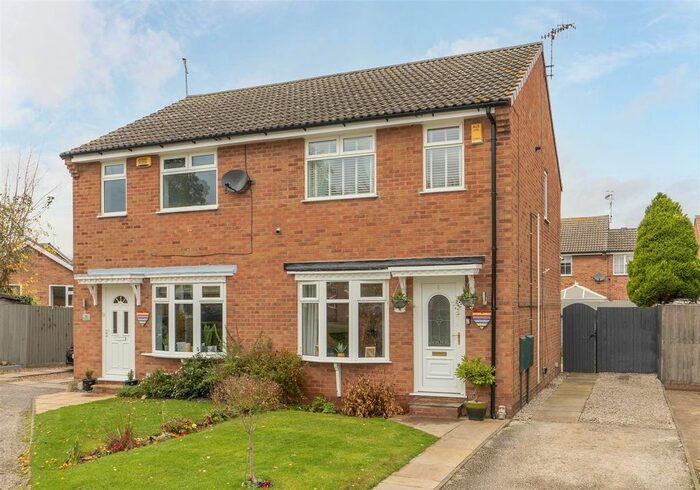 3 Bedroom Semi-Detached House For Sale In Daisy Close, Cotgrave, Nottingham NG12