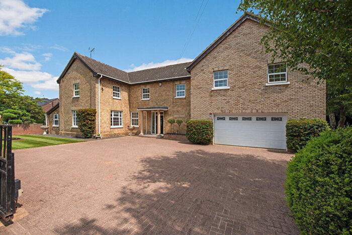 5 Bedroom Detached House For Sale In Station Farm, Wisbech St. Mary Sat Nav, PE13