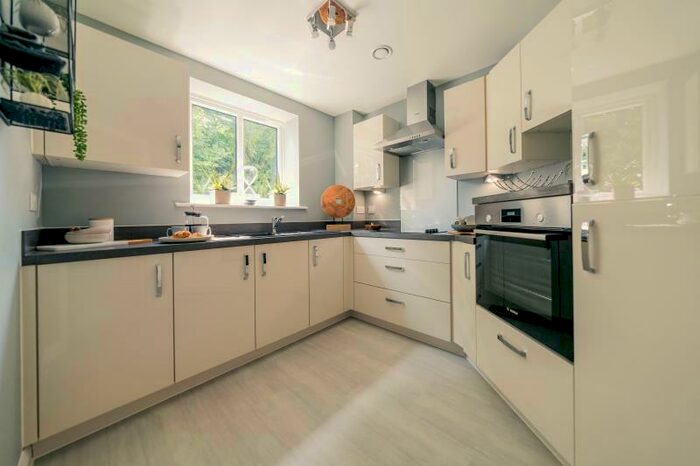 1 Bedroom Retirement Property To Rent In Burlington Gardens, Leyland, Lancashire, PR25