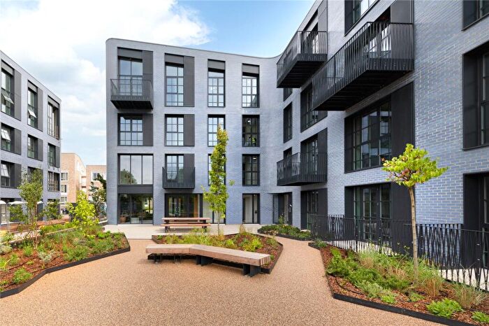 1 Bedroom Apartment To Rent In Turing Way, Cambridge, CB3