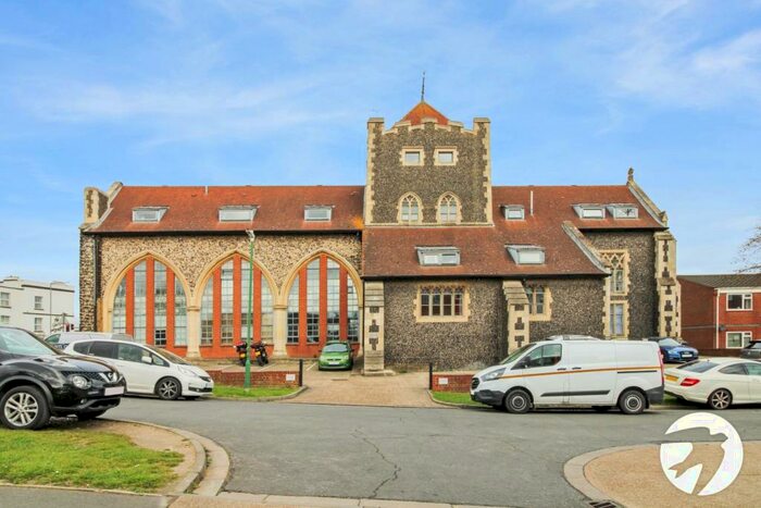 2 Bedroom Flat To Rent In Galley Hill Road, Swanscombe, DA10