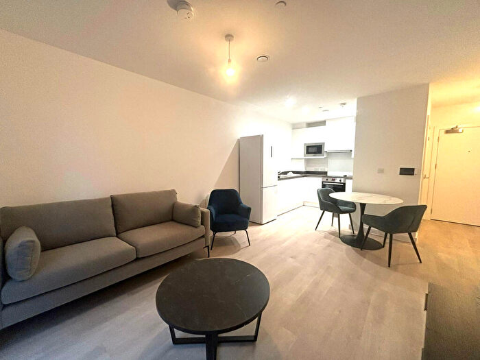 1 Bedroom Flat To Rent In Belgrave Village, B12