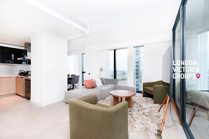 3 Bedroom Flat To Rent In River Park Tower, Nine Elms Lane, London, SW8