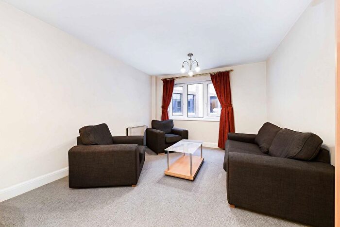 1 Bedroom Flat To Rent In Bartholomew Close, London, EC1A