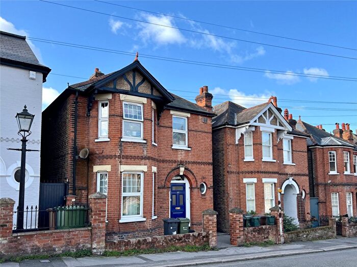 1 Bedroom Flat For Sale In Wherwell Road, Guildford, Surrey, GU2