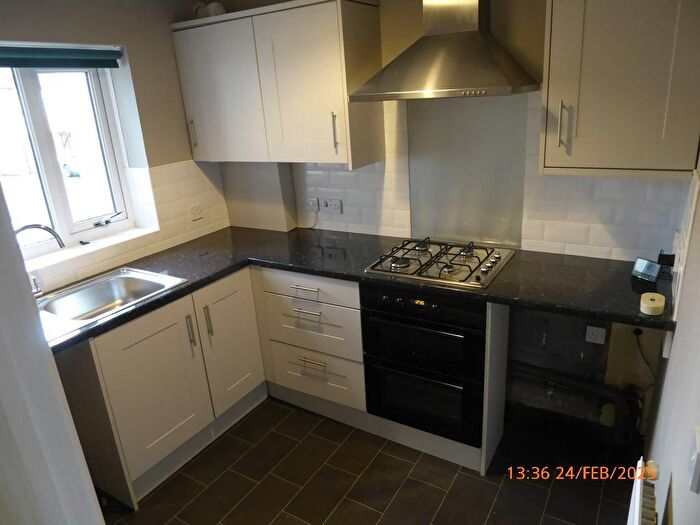 2 Bedroom Flat To Rent In Waun Burgess, Carmarthen, SA31