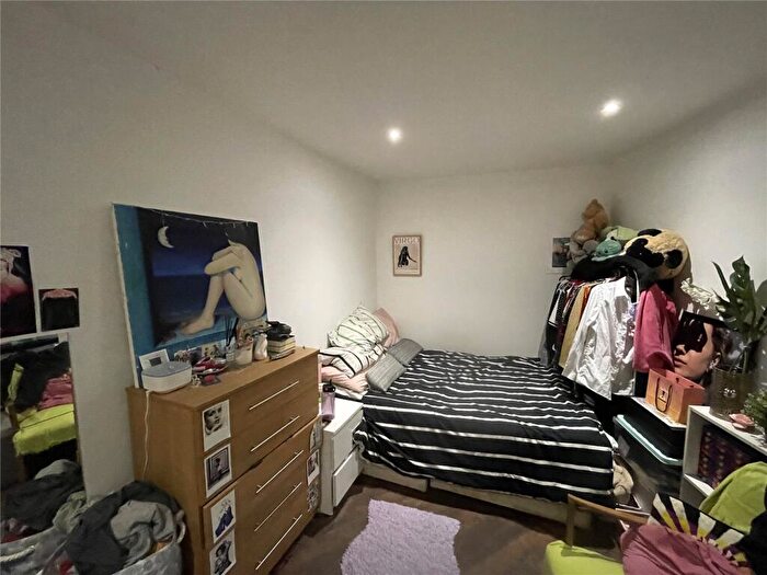 2 Bedroom Apartment To Rent In Courthill Road, Lewisham, London, SE13