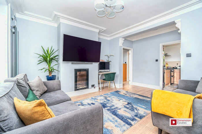 2 Bedroom Flat To Rent In Prout Road, Upper Clapton, Hackney, E5