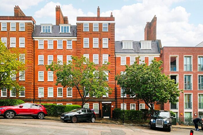 2 Bedroom Flat For Sale In Lloyd Baker Street, London, WC1X