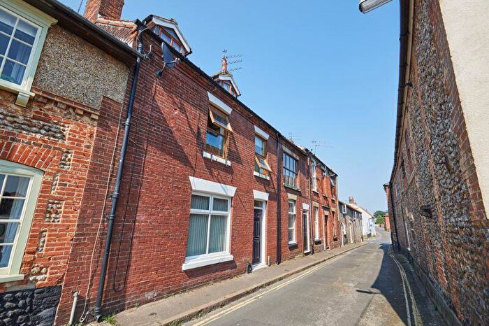 3 Bedroom Terraced House For Sale In Swan Street, Fakenham, NR21