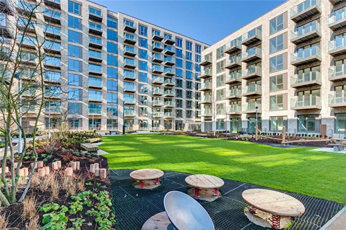 1 Bedroom Apartment To Rent In Clipper Street, London, E16