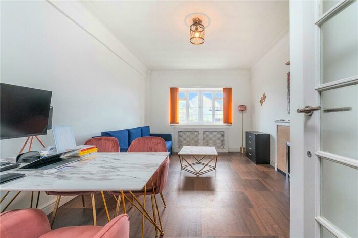 1 Bedroom Flat To Rent In Regency Lodge, Adelaide Road, NW3