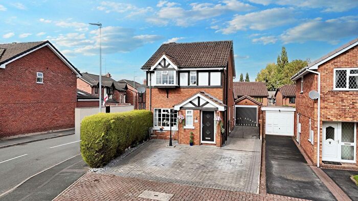 3 Bedroom Detached House For Sale In Danebower Road, Stoke-On-Trent, ST4