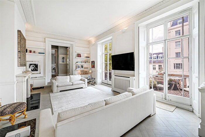 2 Bedroom End Terrace House To Rent In Eaton Place, Belgravia, SW1X