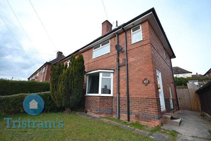3 Bedroom Semi Detached House To Rent In Leybourne Drive, Nottingham, NG5