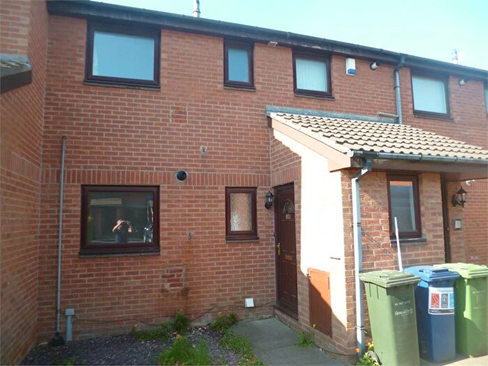 1 Bedroom Apartment To Rent In Windmill Court, Spittal Tongues, Newcastle Upon Tyne, Tyne And Wear, NE2