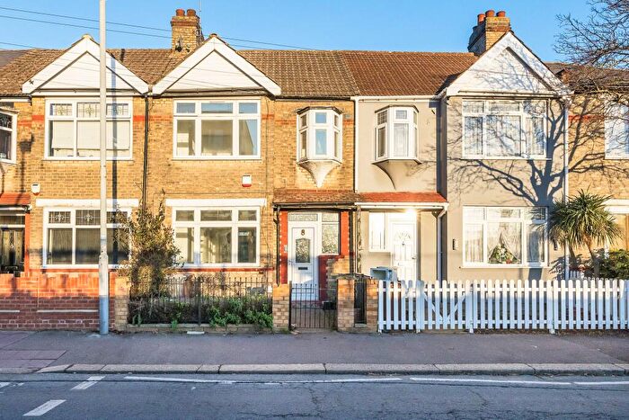 3 Bedroom Terraced House For Sale In Higham Hill Road, London, E17