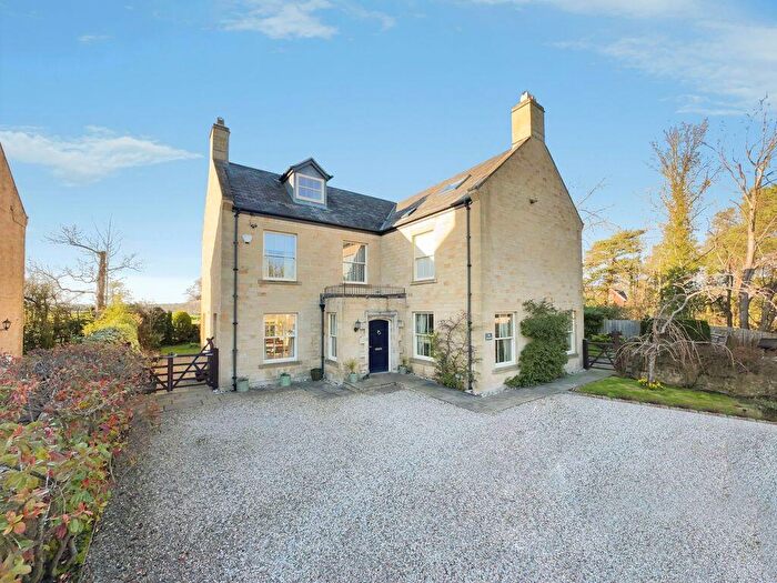 6 Bedroom Detached House For Sale In Peacock Gap, Morpeth, NE61