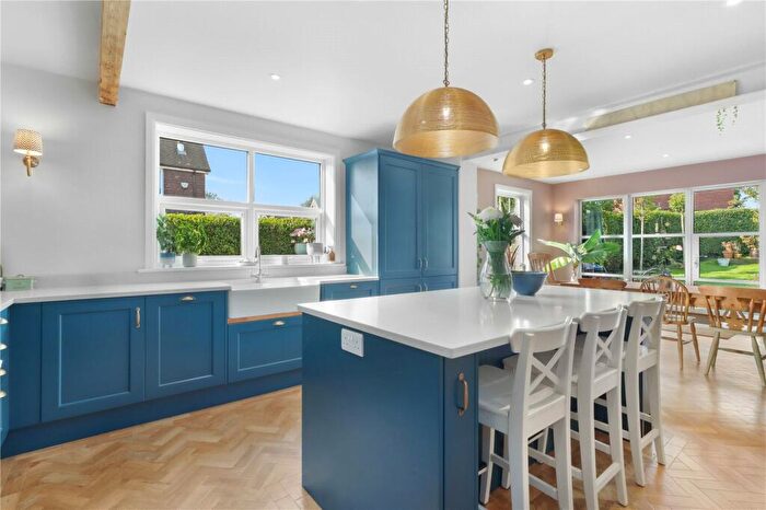 4 Bedroom Detached House For Sale In Station Road, Berwick, East Sussex, BN26