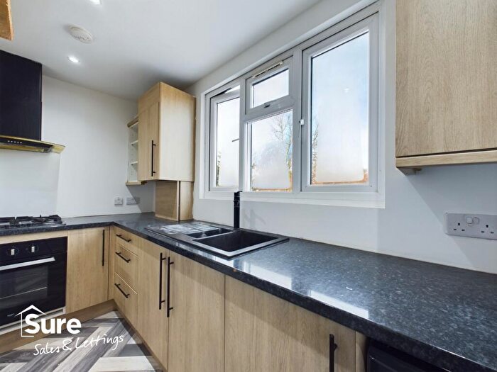 1 Bedroom Maisonette To Rent In Peascroft Road, Hemel Hempstead, Hertfordshire, HP3