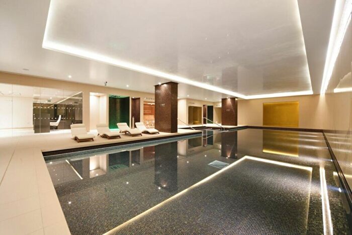 3 Bedroom Apartment To Rent In Cashmere House, London, E1