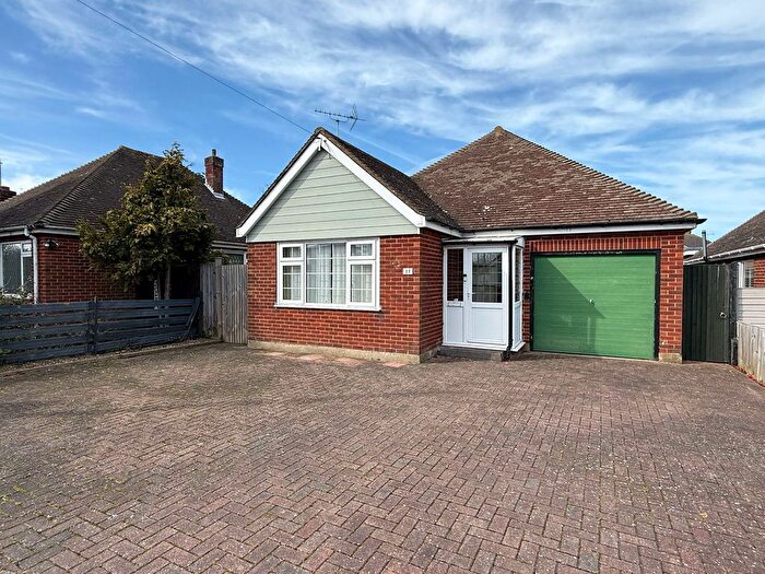 2 Bedroom Bungalow For Sale In Freda Close, Broadstairs, CT10