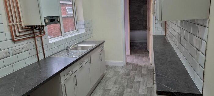 4 Bedroom Terraced House To Rent In Willow Brook Road, Leicester, LE5