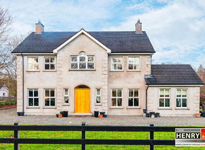 3 Bedroom Detached House For Sale In Caledon Road, Dungannon, BT69