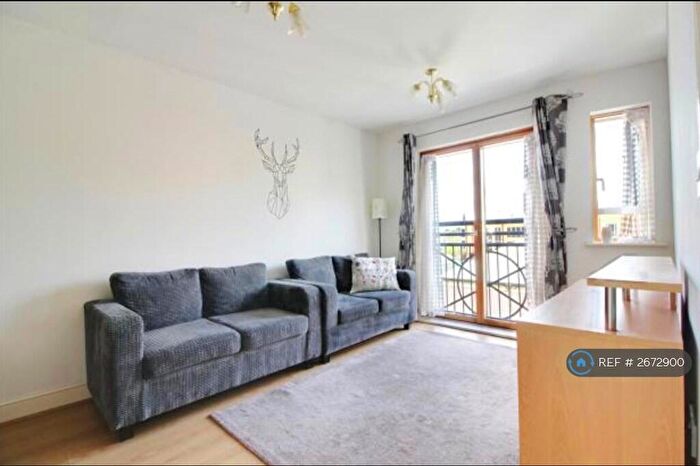 1 Bedroom Flat To Rent In Robert House, Harrow, HA1