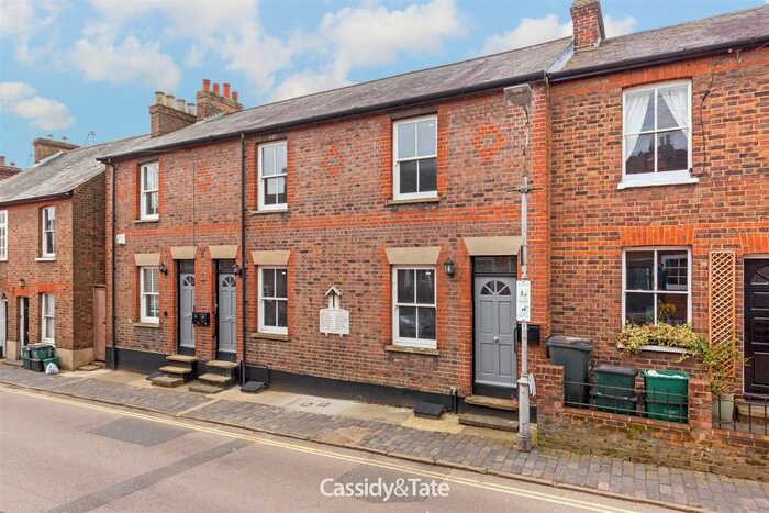 2 Bedroom Terraced House To Rent In Sopwell Lane, St.Albans, AL1