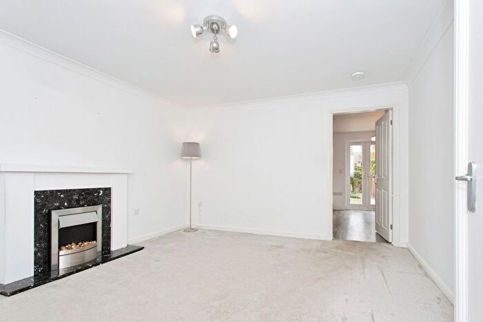 3 Bedroom Terraced House For Sale In Saxon Close, Oakington, Cambridge, Cambridgeshire, CB24