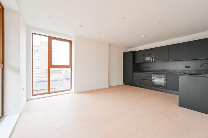 1 Bedroom Flat To Rent In Dod Street, Limehouse, London, E14