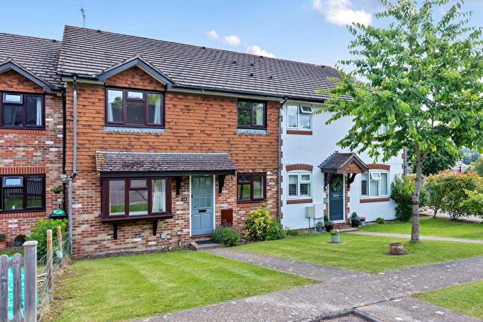 2 Bedroom Terraced House To Rent In Robinwood Drive, Sevenoaks, Kent, TN15