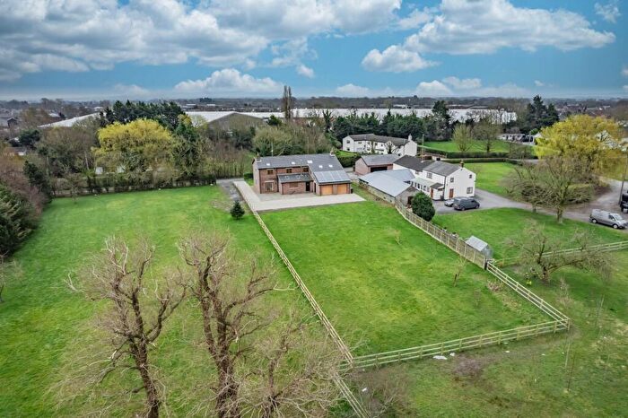 4 Bedroom Detached House For Sale In Brook Lane, Little Hoole, PR4