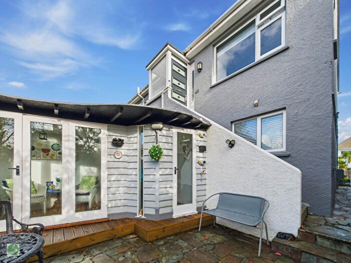 2 Bedroom Apartment For Sale In Bay View Road, East Looe, PL13