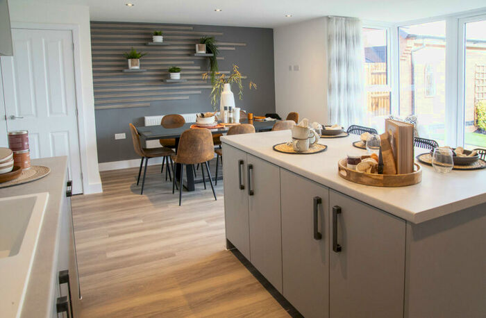 4 Bedroom Detached House For Sale In Shandon Leys Off Bromham Road Bedford Bedfordshire, MK40